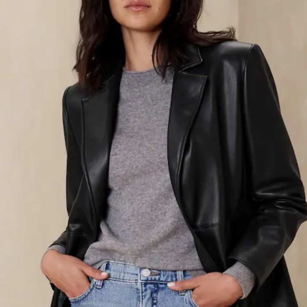 Banana Republic Factory. New w/Tags!! Size 14 Black Vegan Leather Blazer.